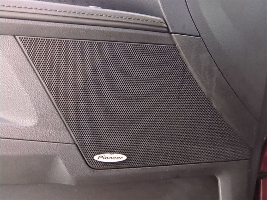 Used 2017 GMC Terrain SLT w/ Open Road Package image 22