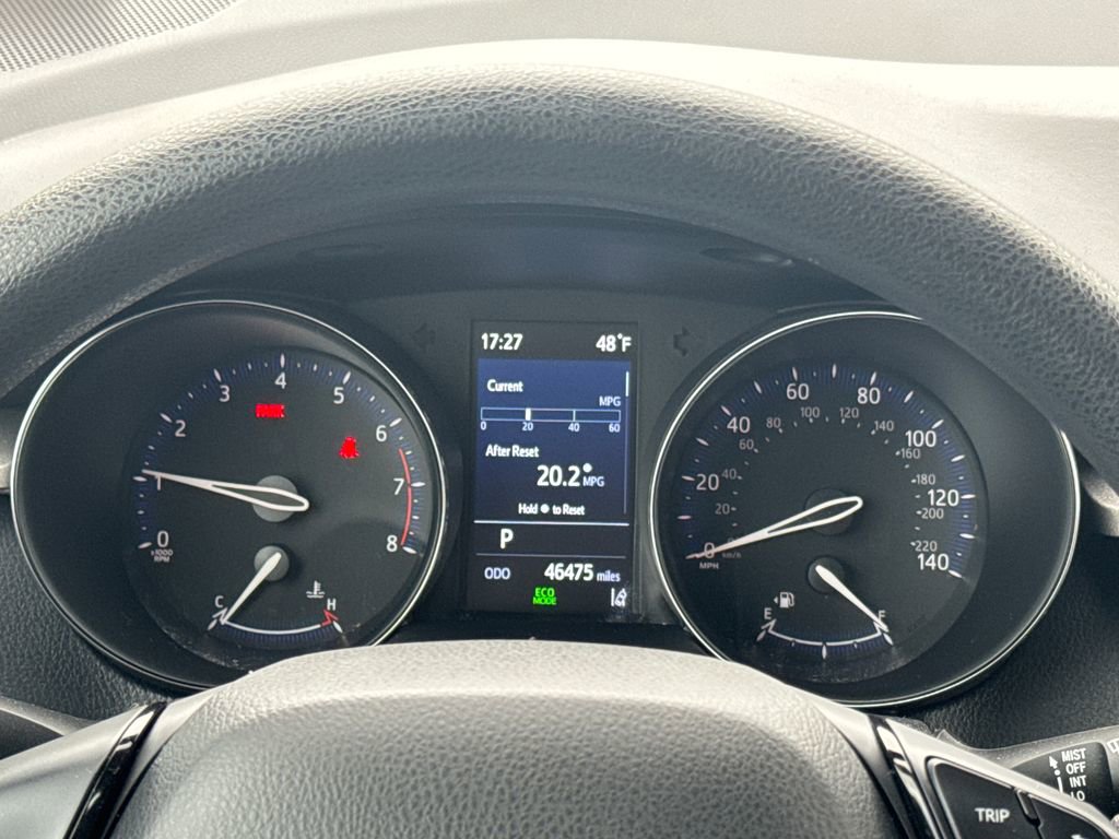 Used 2021 Toyota C-HR LE image 16