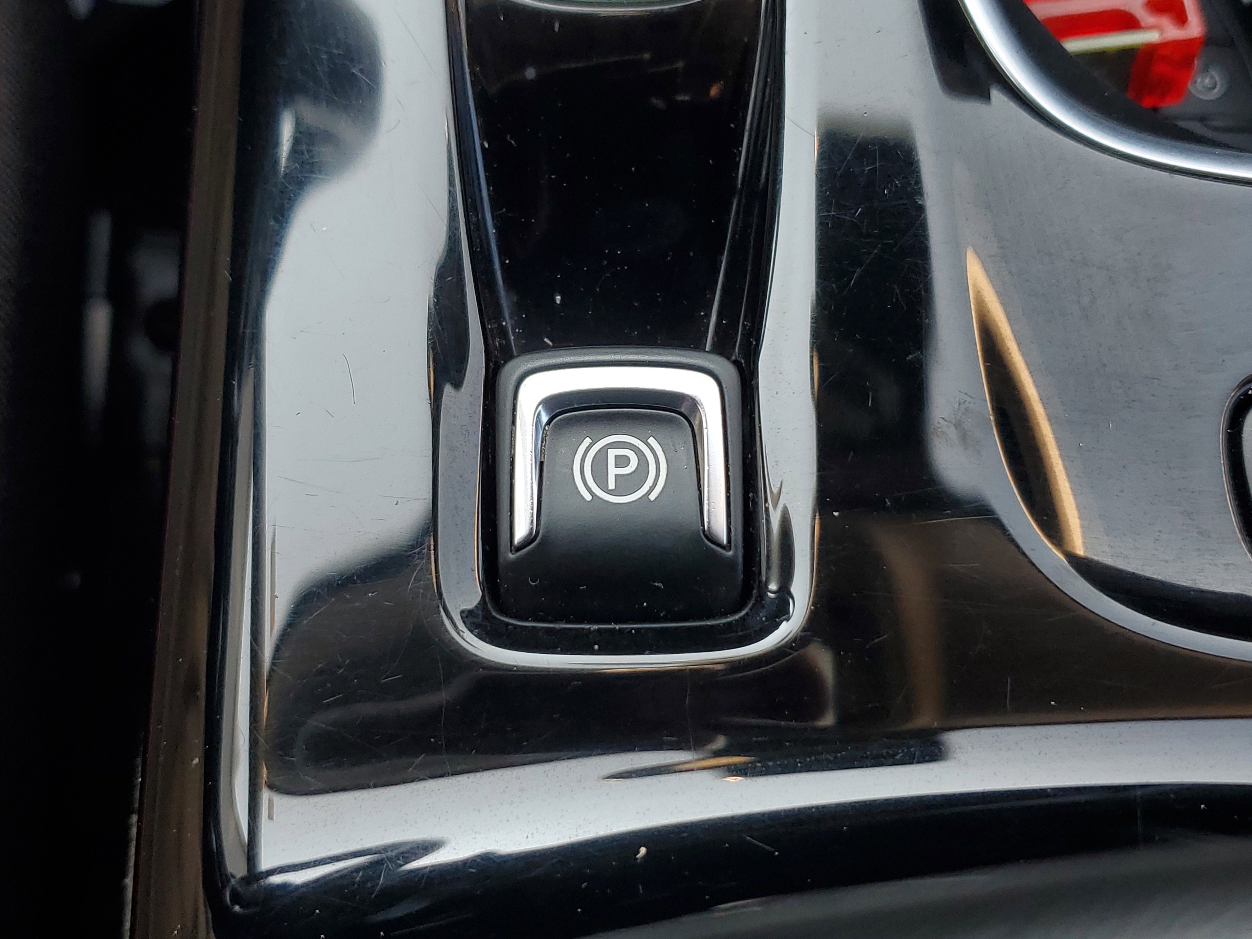 Used 2023 Buick Envision Essence w/ Sport Touring Package image 31