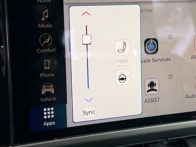 Used 2025 Jeep Wrangler Unlimited Sahara image 24