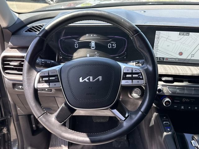 Used 2023 Kia Telluride EX w/ EX Captain's Chair Package FWD image 19