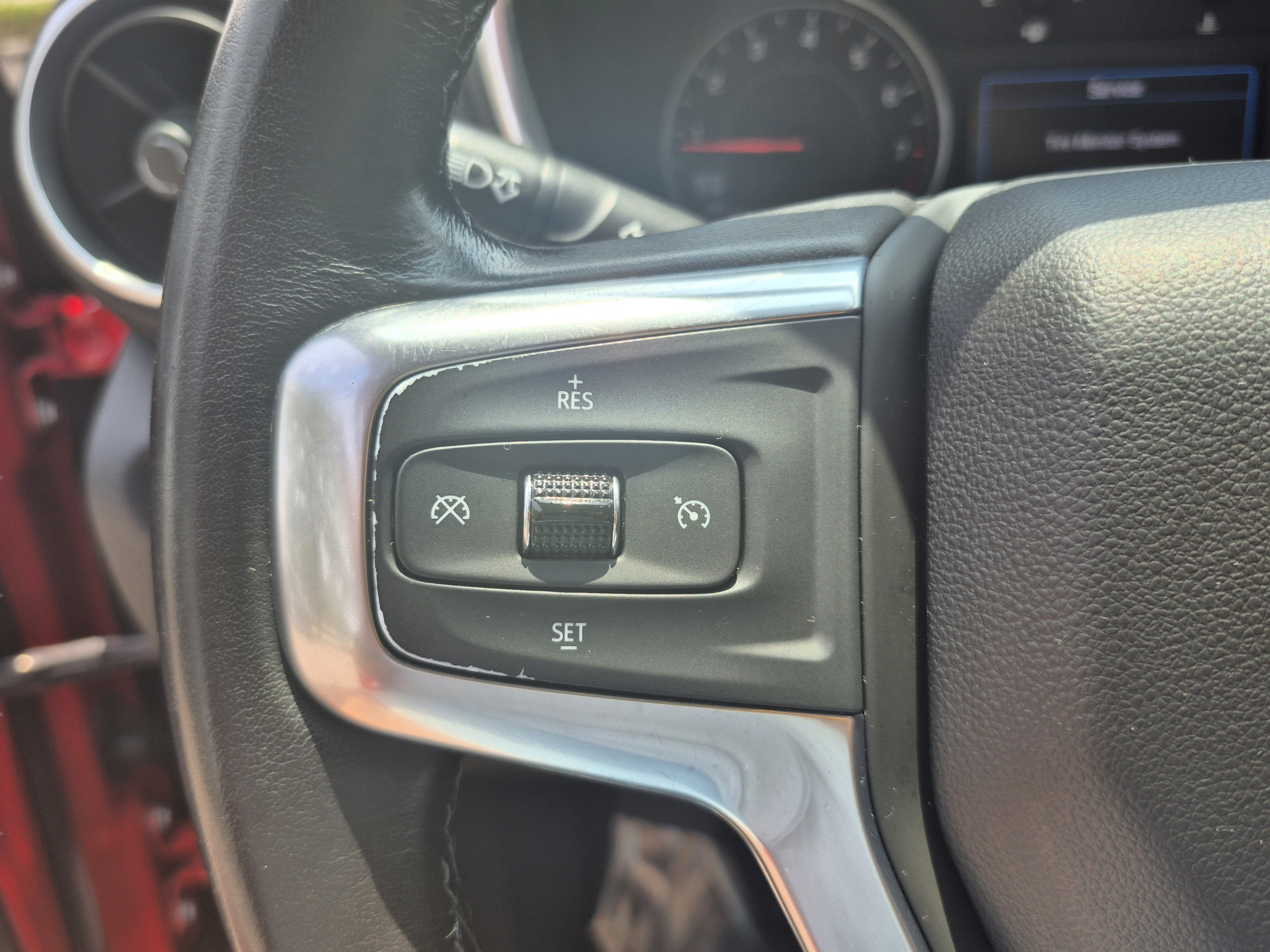 Used 2020 Chevrolet Blazer LT FWD image 29