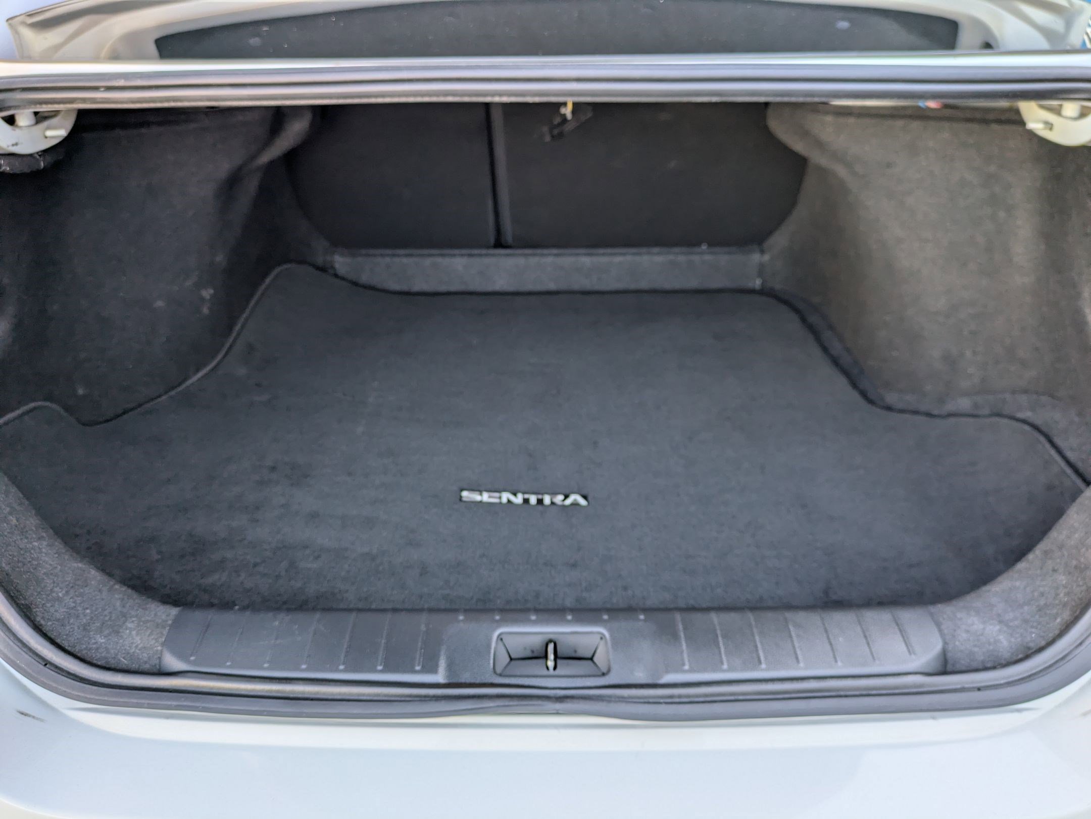 Used 2024 Nissan Sentra S image 25