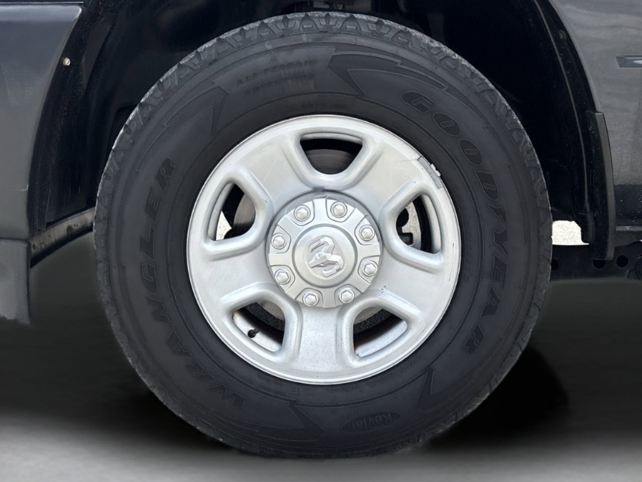 Used 2021 RAM 3500 Tradesman image 33