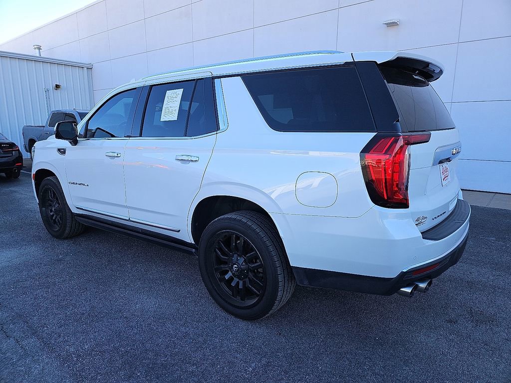Used 2021 GMC Yukon Denali w/ Denali Premium Package image 4