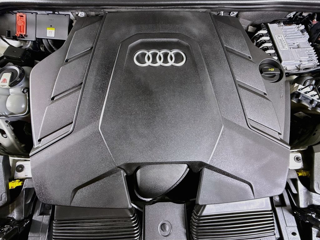 Used 2021 Audi Q8 Premium w/ Convenience Package AWD/4WD image 22