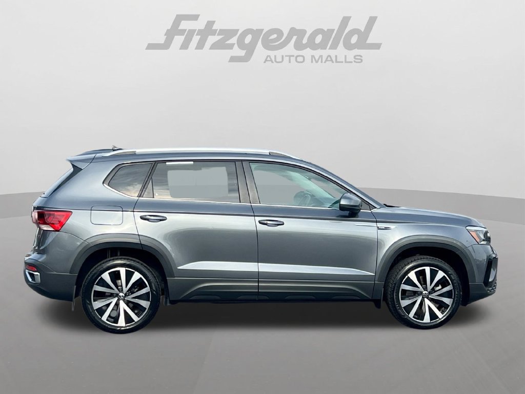 Used 2023 Volkswagen Taos SE FWD image 13
