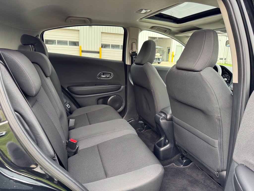 Used 2021 Honda HR-V EX image 28