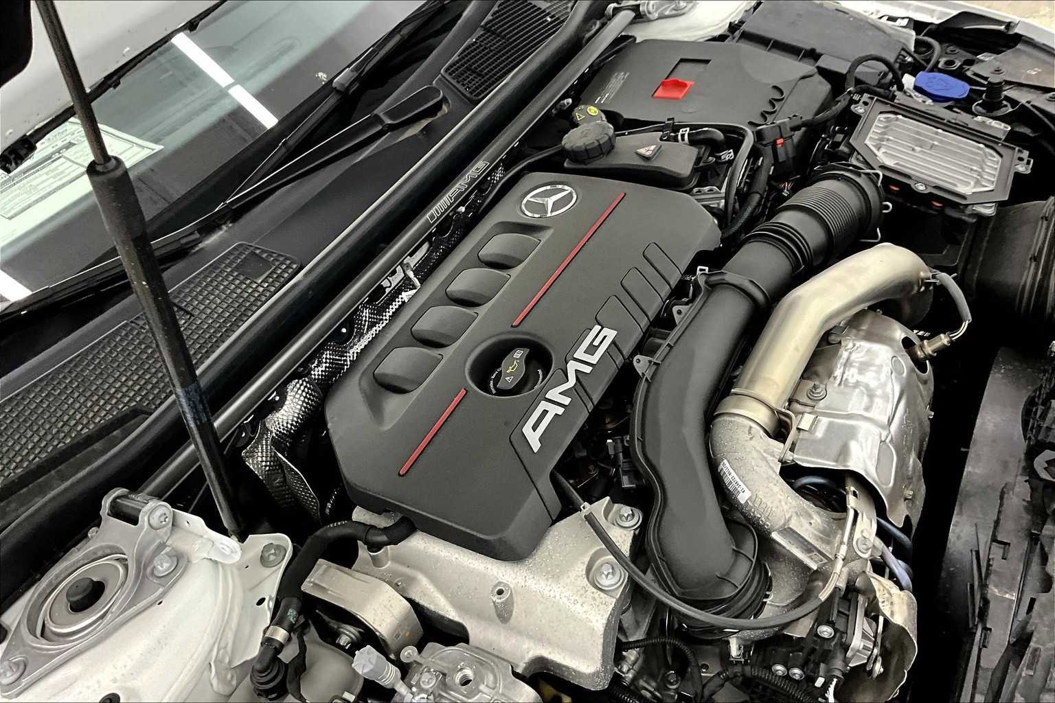 New 2025 Mercedes-Benz CLA 35 AMG 4MATIC image 17