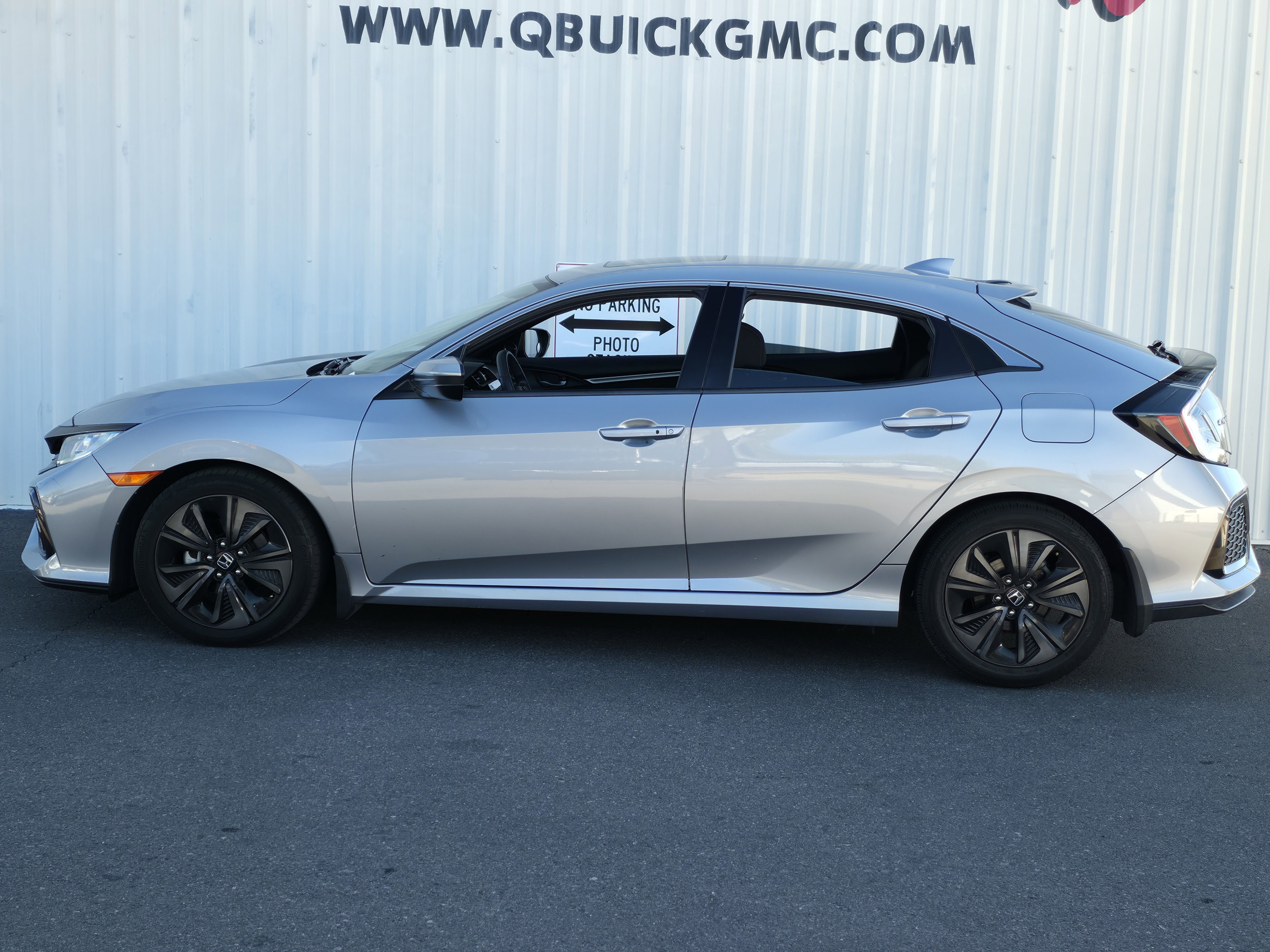 Used 2019 Honda Civic EX image 4