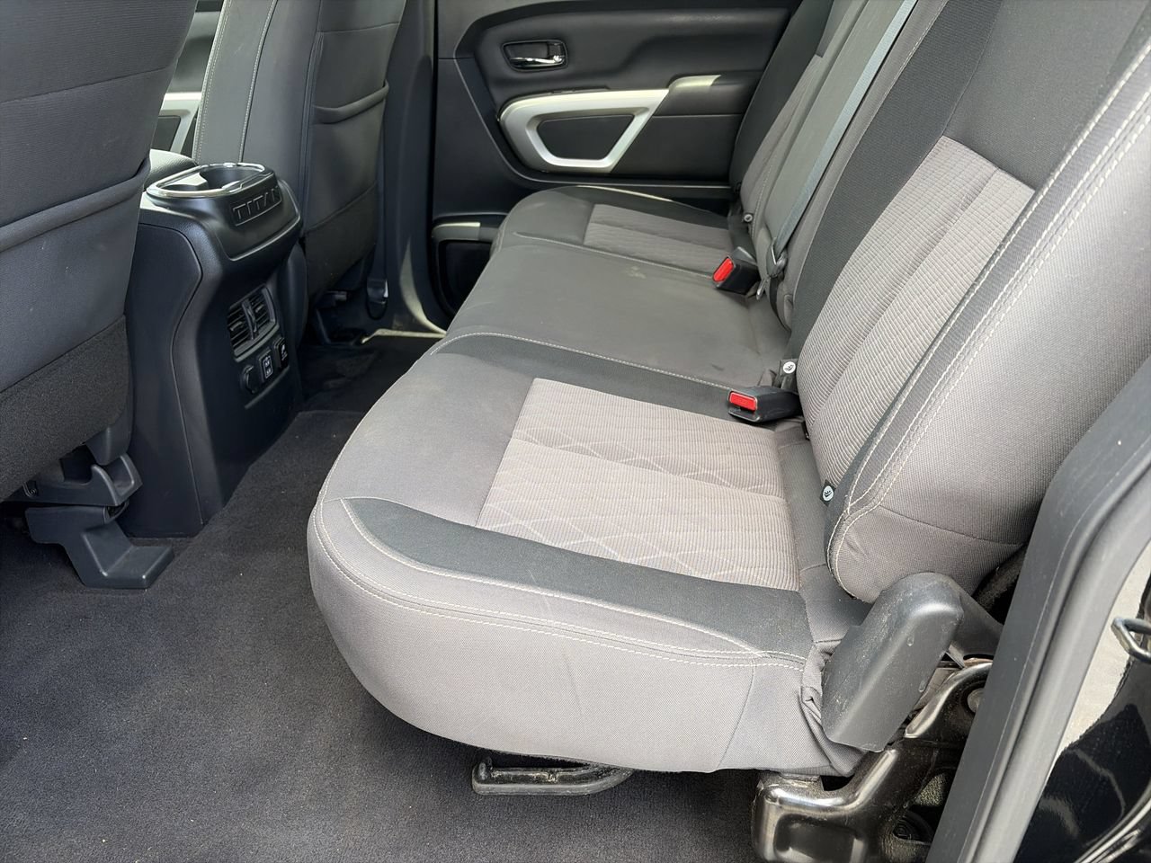 Certified 2024 Nissan Titan SV w/ SV Convenience Package AWD/4WD image 27