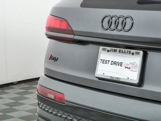 New 2026 Audi SQ7 Prestige AWD/4WD image 38