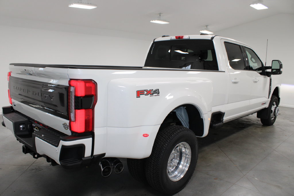 New 2026 Ford F350 Platinum AWD/4WD image 8