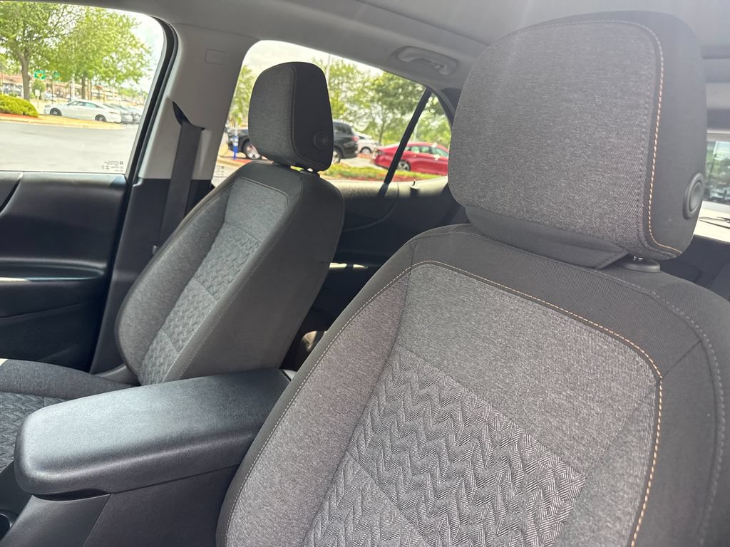 Used 2024 Chevrolet Equinox LT AWD/4WD image 12