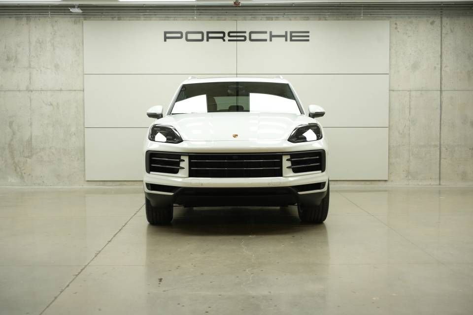 New 2026 Porsche Cayenne AWD/4WD image 10