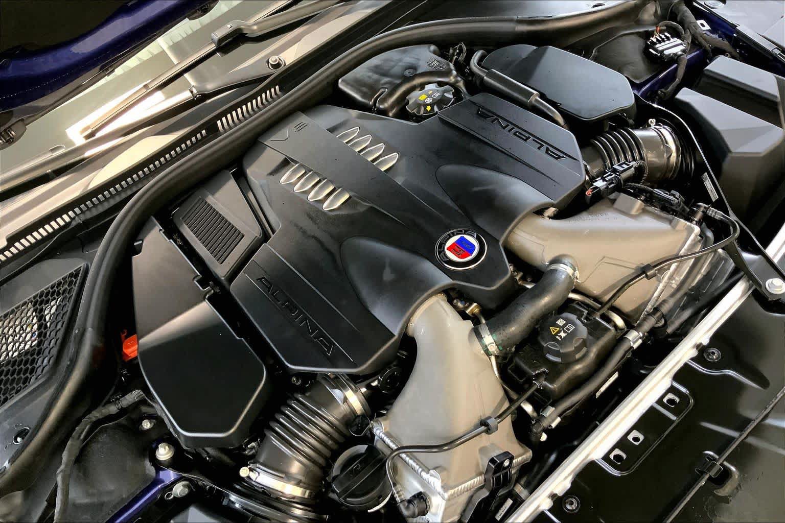 Used 2025 BMW ALPINA B8 xDrive Gran Coupe AWD/4WD image 31