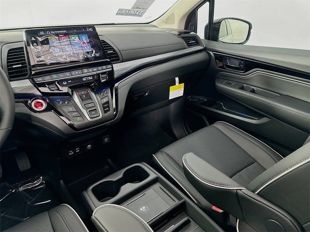 Used 2026 Honda Odyssey Elite image 36
