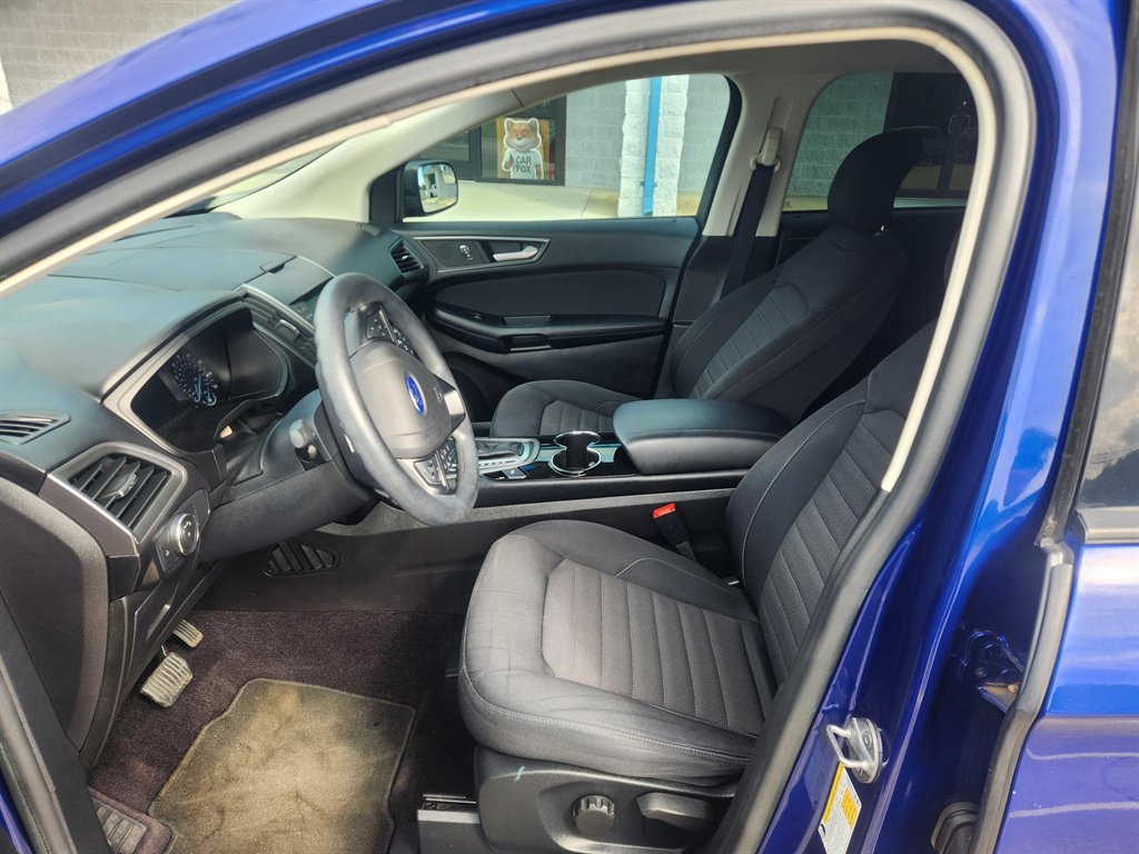 Used 2015 Ford Edge SE FWD image 9