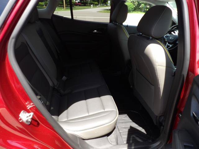 Certified 2024 Chevrolet Trax ACTIV w/ Driver Confidence Package FWD image 35