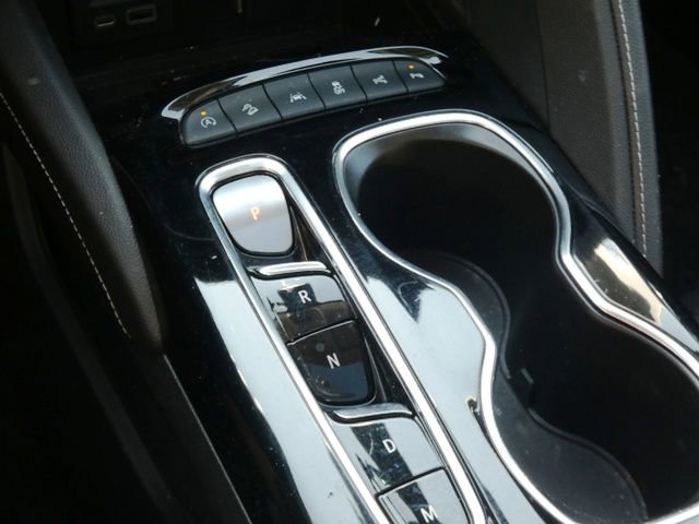 Used 2022 Buick Envision Avenir w/ Technology Package II image 23