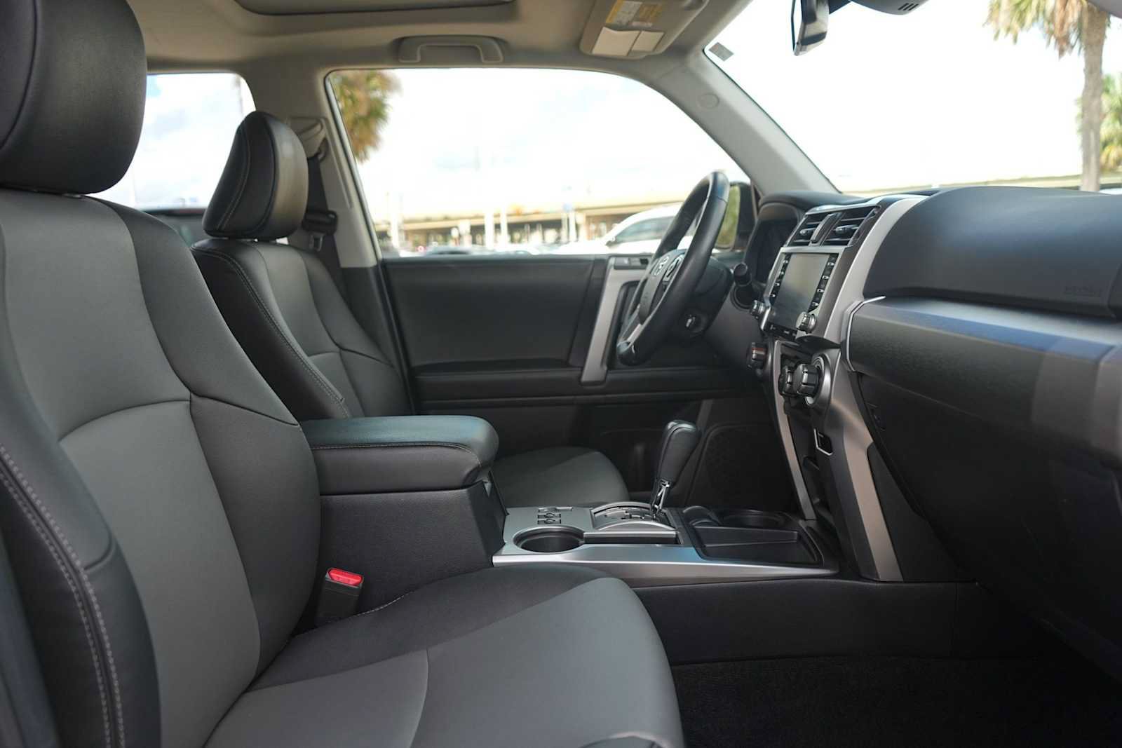 Used 2023 Toyota 4Runner SR5 Premium w/ Moonroof Package RWD image 15