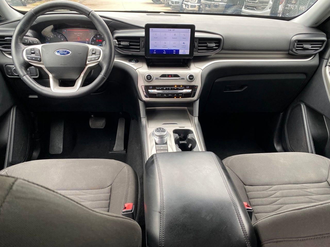 Used 2021 Ford Explorer XLT image 17