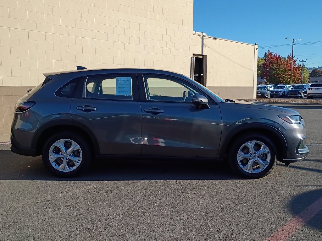 Used 2024 Honda HR-V LX image 3