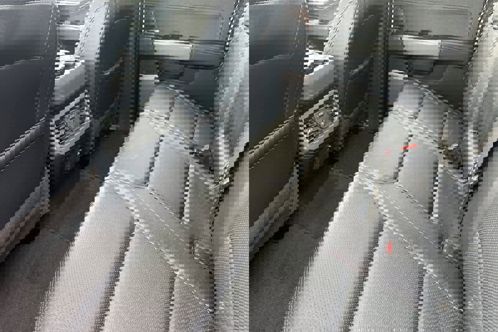 Certified 2023 Ford F250 Lariat w/ Lariat Ultimate Package image 4