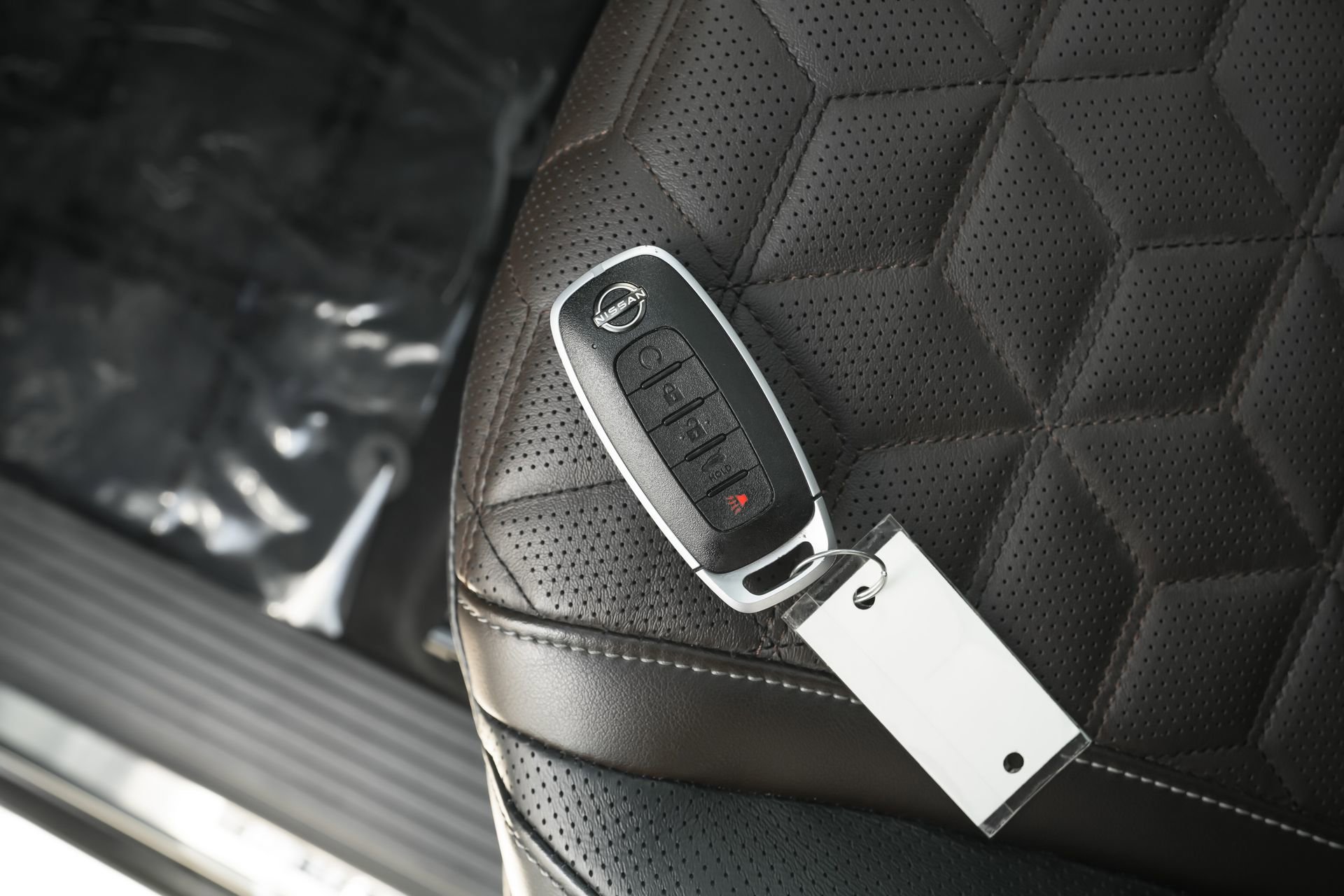 Used 2025 Nissan Armada Platinum image 46