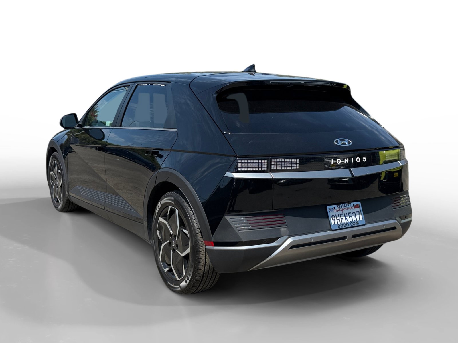 Certified 2023 Hyundai Ioniq 5 SE RWD image 3
