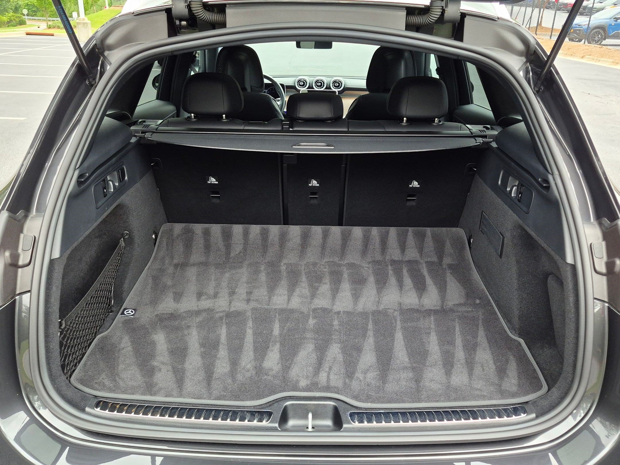 Certified 2025 Mercedes-Benz GLC 300 4MATIC image 32