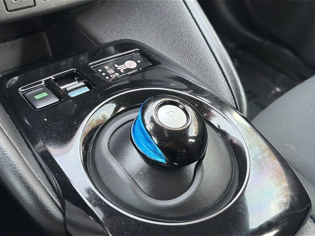 Certified 2023 Nissan Leaf SV Plus image 16