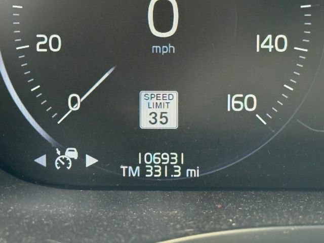 Used 2019 Volvo XC60 T5 Inscription w/ Protection Package Premier AWD/4WD image 6