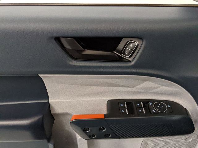 Certified 2023 Ford Maverick XLT FWD image 17