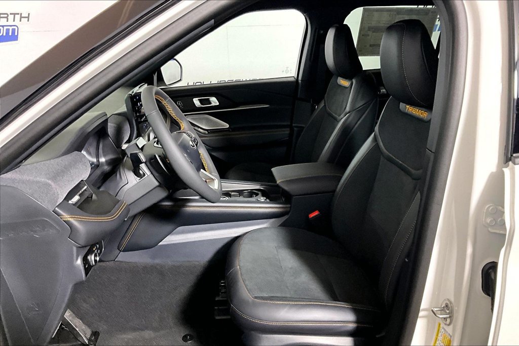 New 2026 Ford Explorer Tremor w/ Tremor Ultimate Package AWD/4WD image 9
