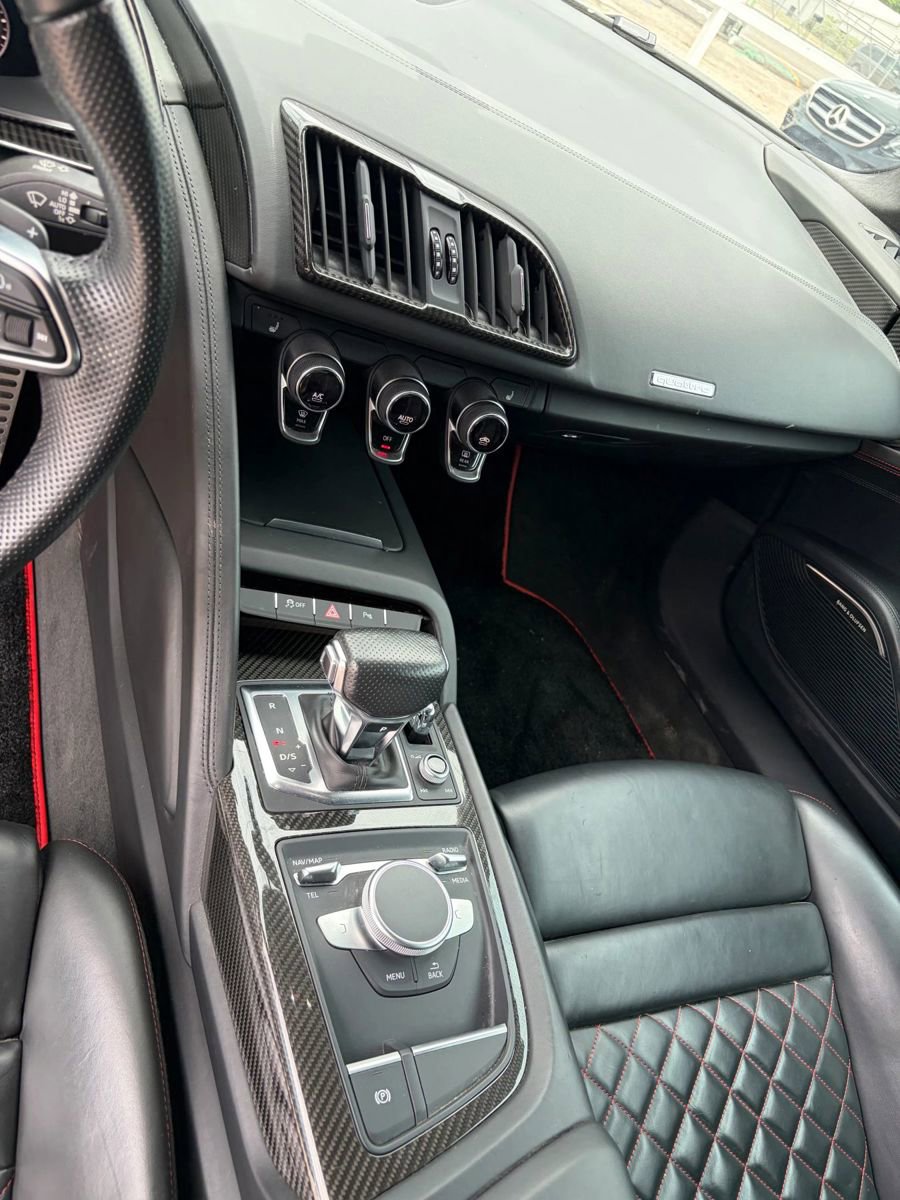 Used 2018 Audi R8 V10 plus AWD/4WD image 11