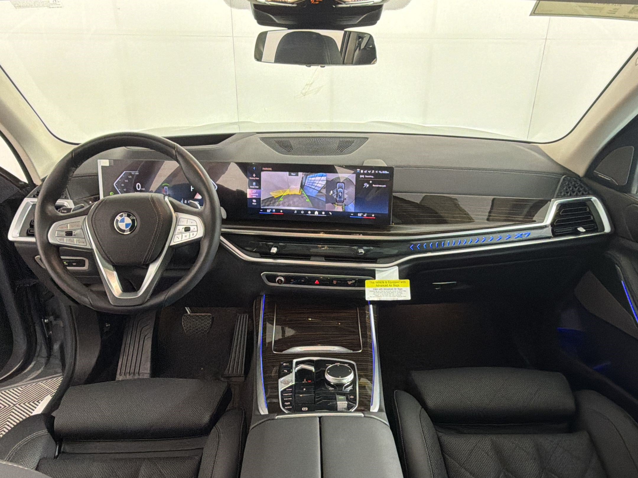Used 2026 BMW X7 xDrive40i w/ Premium Package AWD/4WD image 16