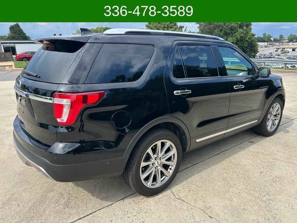 Used 2017 Ford Explorer Limited w/ Equipment Group 301A FWD image 5