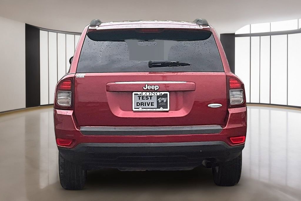 Used 2014 Jeep Compass Latitude FWD image 4