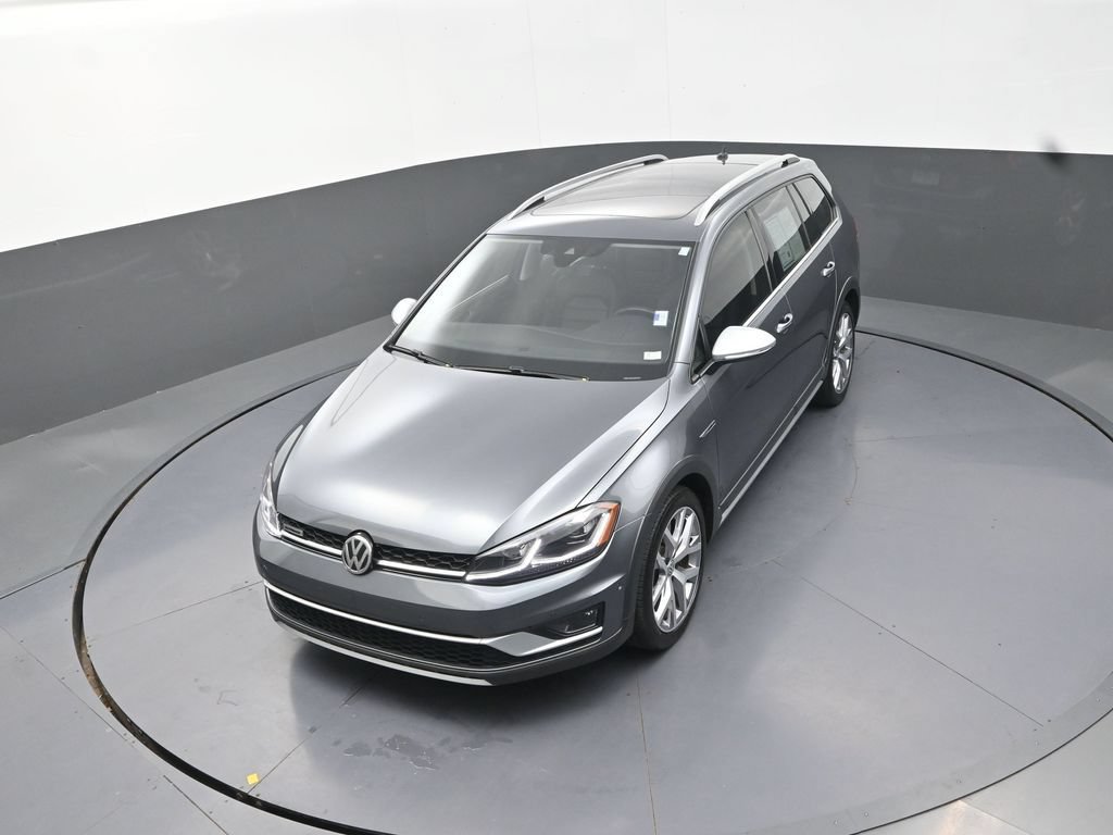Used 2018 Volkswagen Golf Alltrack SEL AWD/4WD image 16