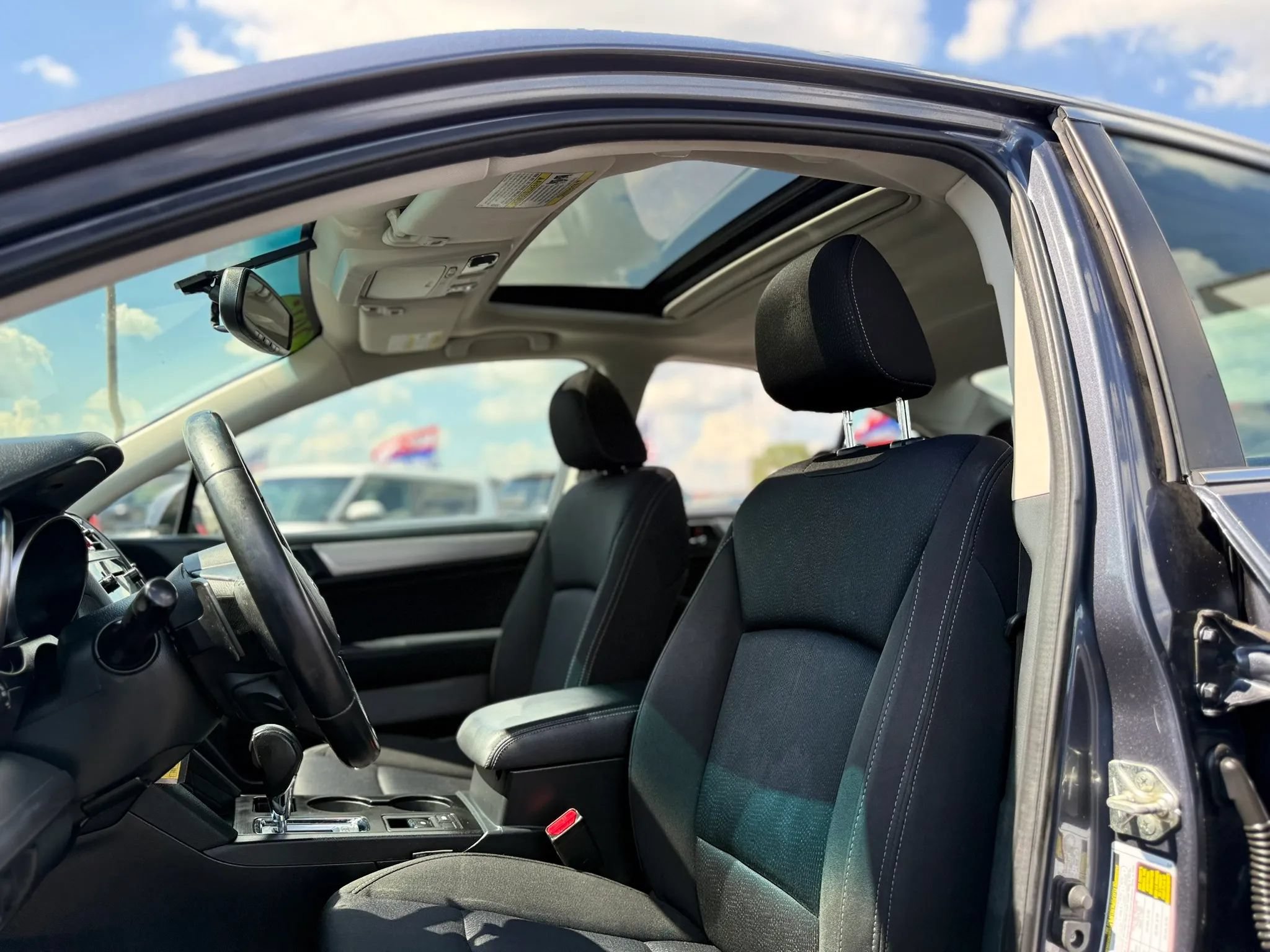 Used 2015 Subaru Legacy 2.5i Premium w/ Moonroof Package AWD/4WD image 14