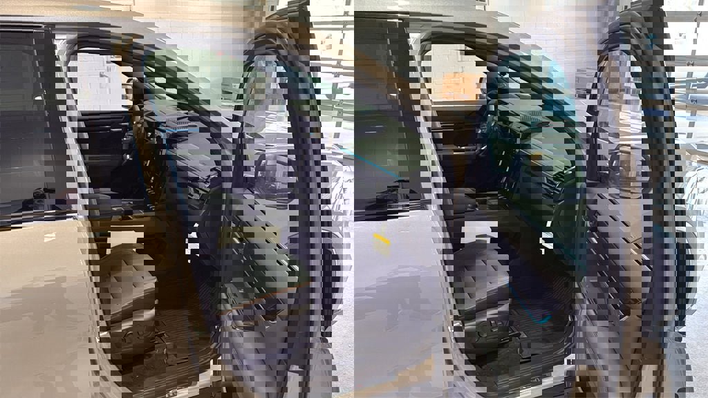 New 2026 GMC Acadia AT4 w/ Luxury Package image 12