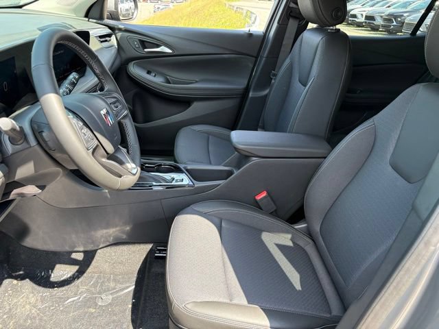 New 2026 Buick Encore GX Preferred w/ Comfort Package AWD/4WD image 4