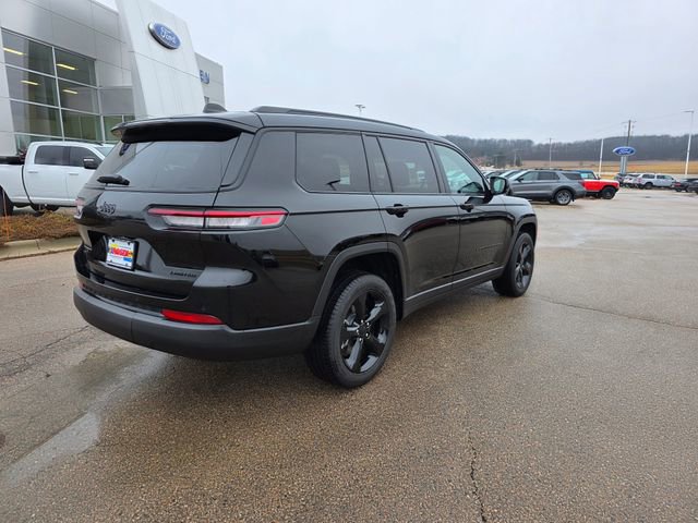 Used 2025 Jeep Grand Cherokee L Limited w/ Black Appearance Package image 28
