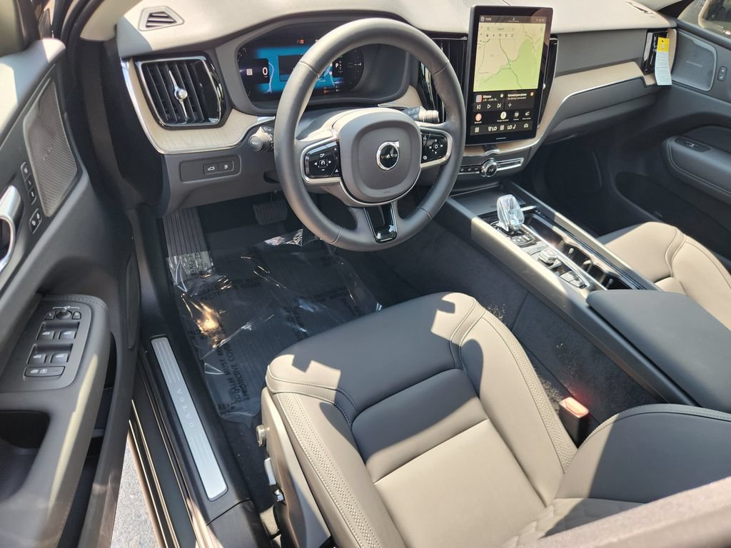New 2026 Volvo XC60 T8 Plus w/ Protection Package Premier AWD/4WD image 15