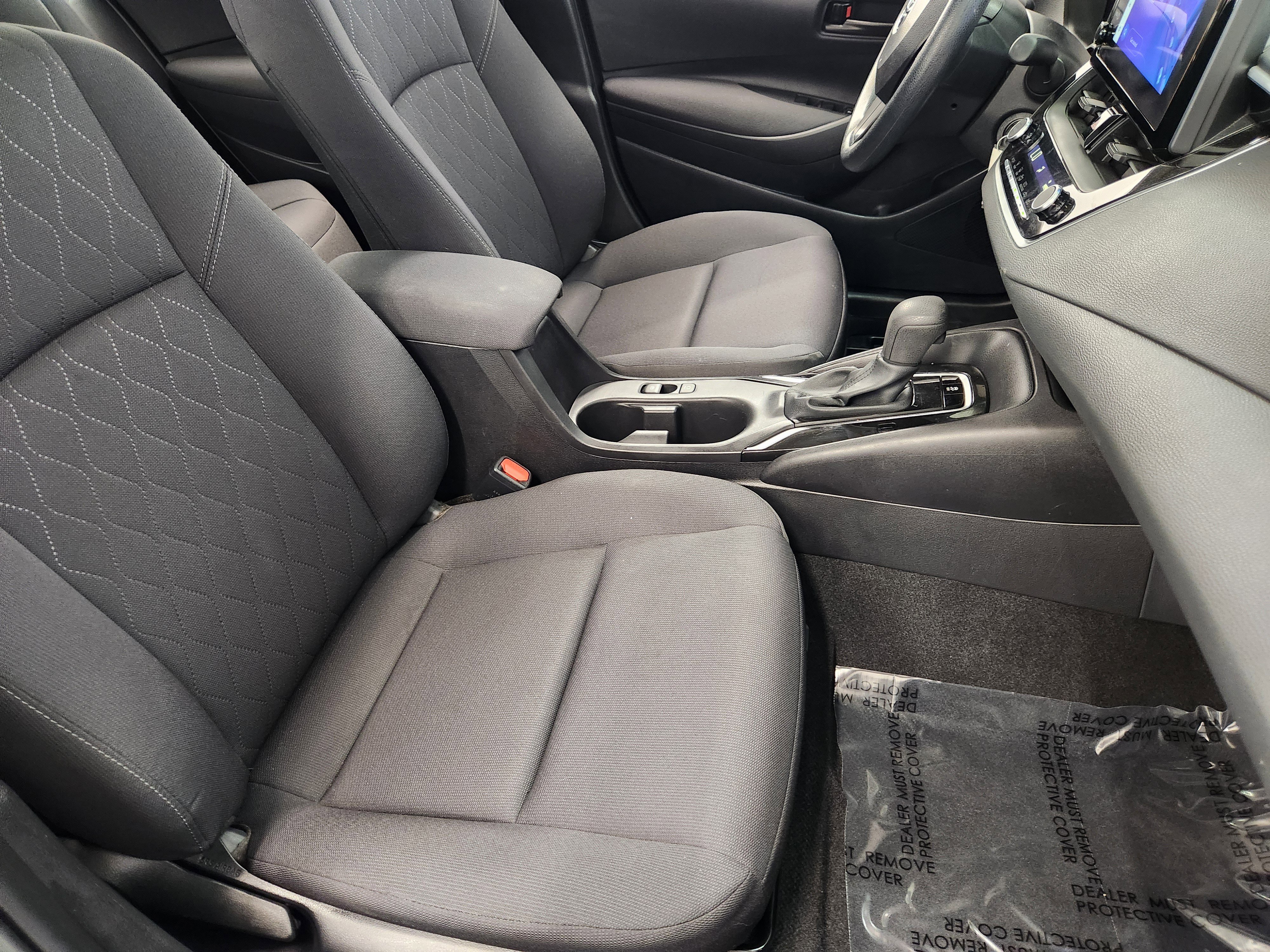 Used 2025 Toyota Corolla LE image 15