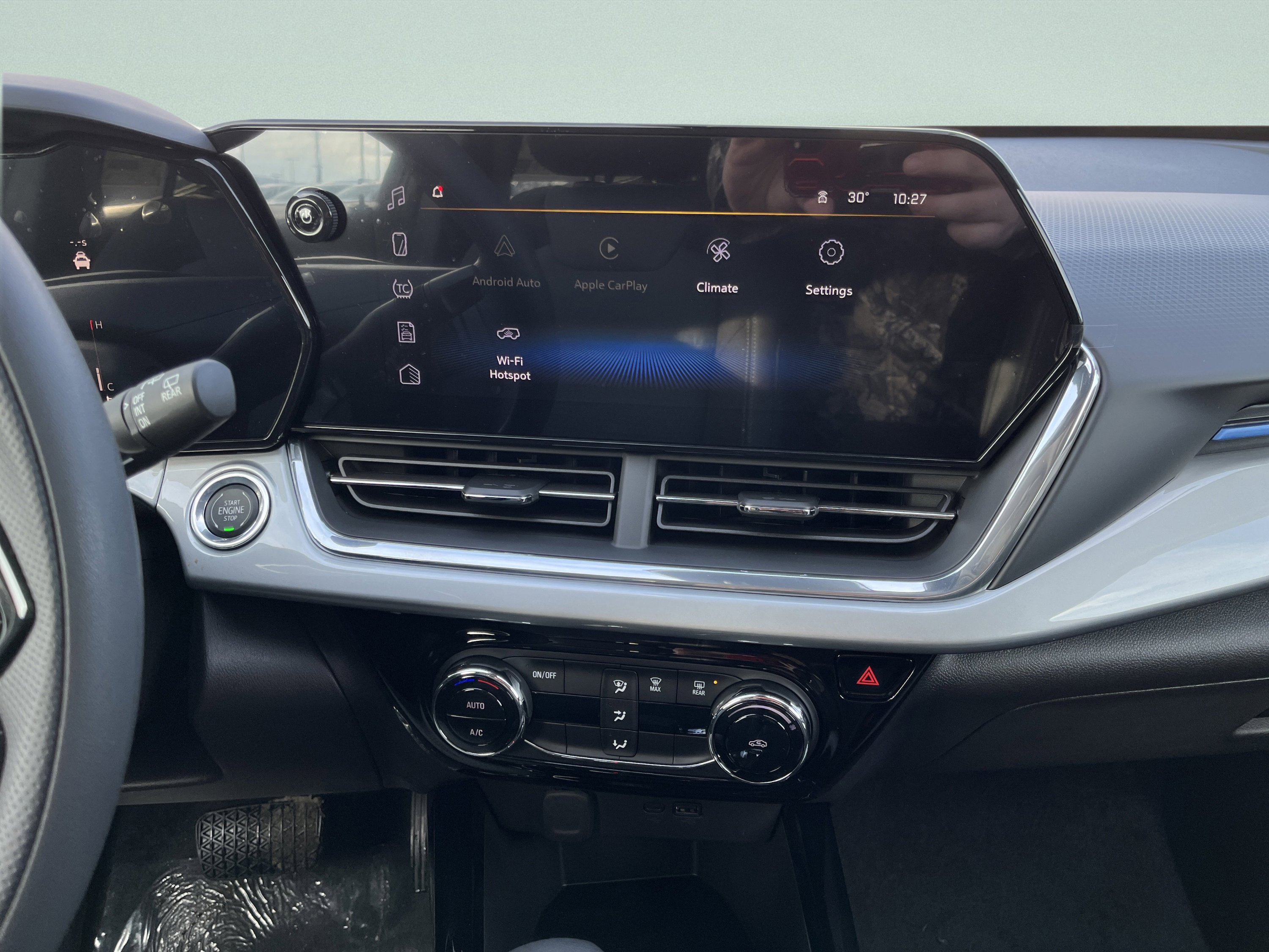 New 2026 Chevrolet Trax LT image 23