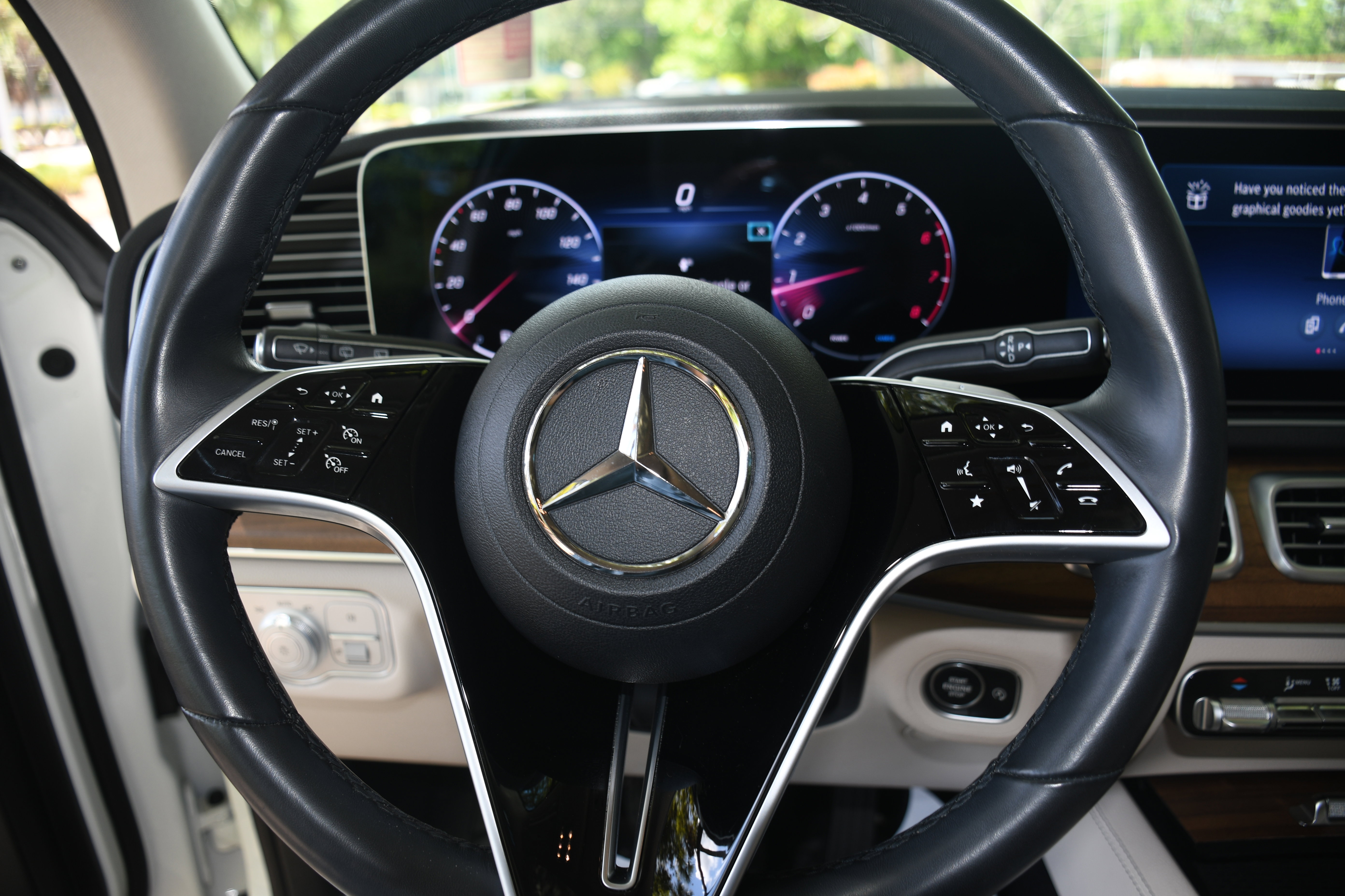 Used 2024 Mercedes-Benz GLE 450 4MATIC image 14