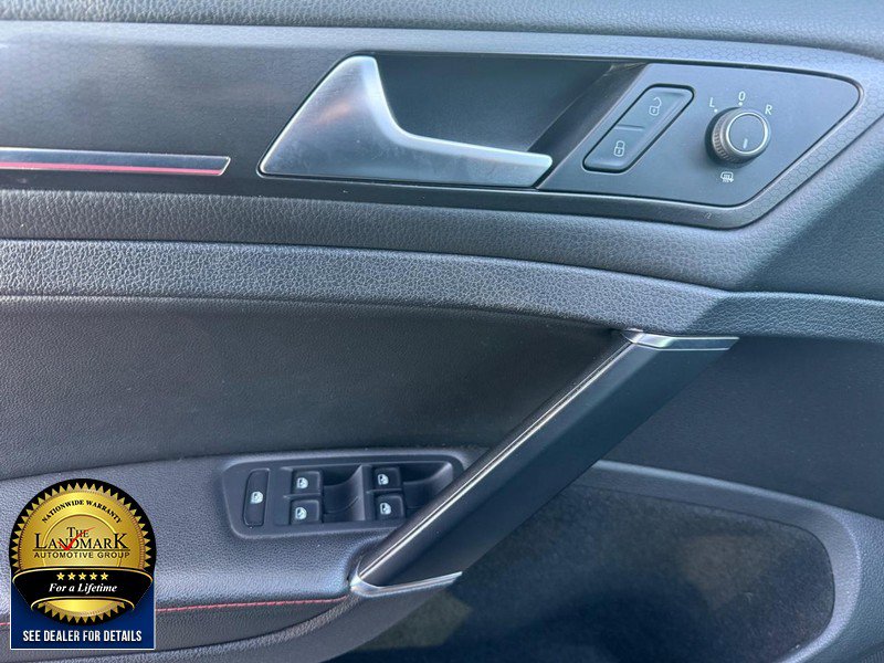 Used 2018 Volkswagen GTI SE w/ SE Leather Package image 8