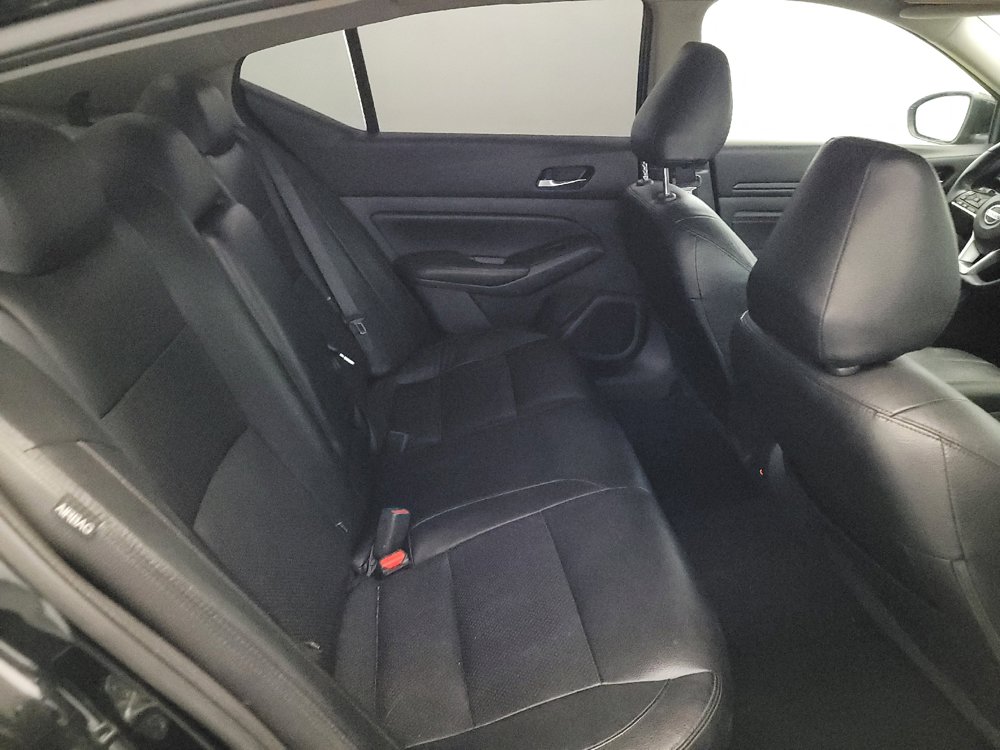 Used 2019 Nissan Altima 2.5 SR FWD image 19